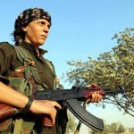 GRAPHIC-52 - Kurd in Kobane(D.Mail)